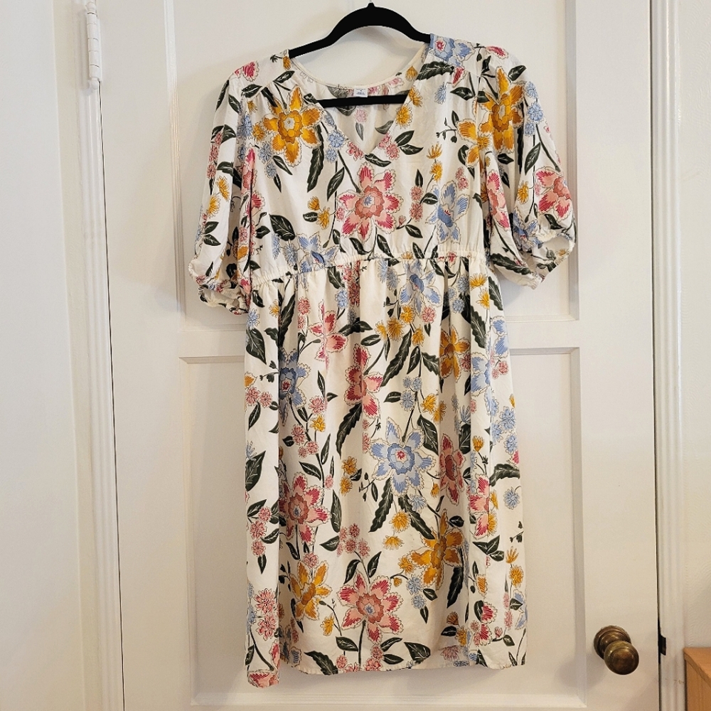 Old Navy maternity floral dress